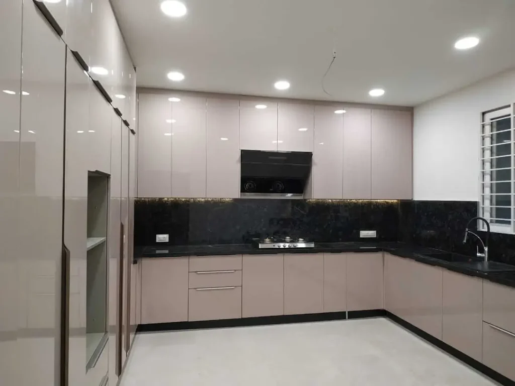 Kitchen Lacqured Glass Shutters Dealers