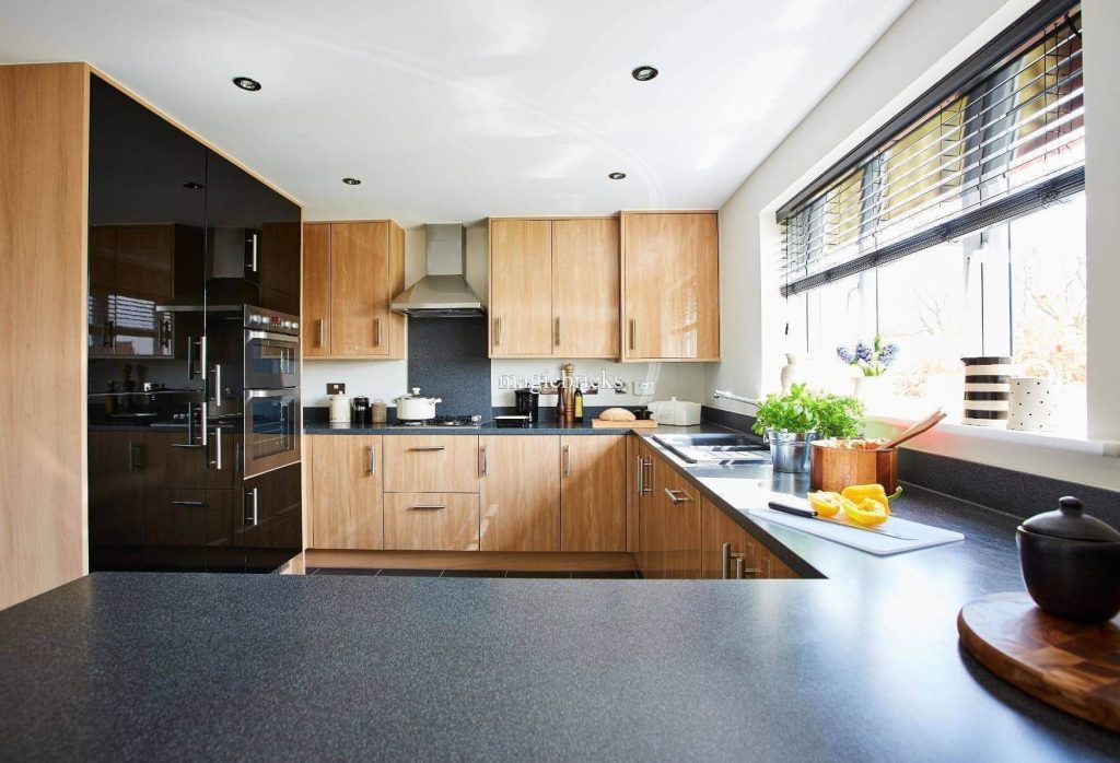 Veneer Modular Kitchen Shutters Manufactures
